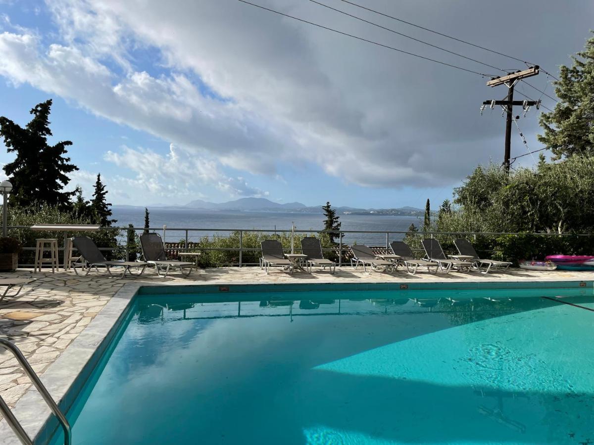 Mediterranean View Hotel Barbati Bagian luar foto