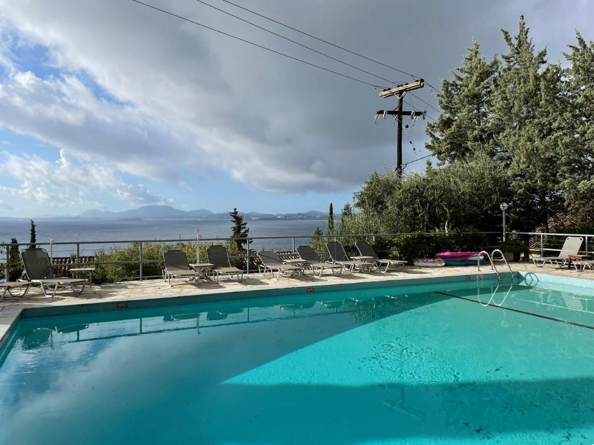 Mediterranean View Hotel Barbati Bagian luar foto