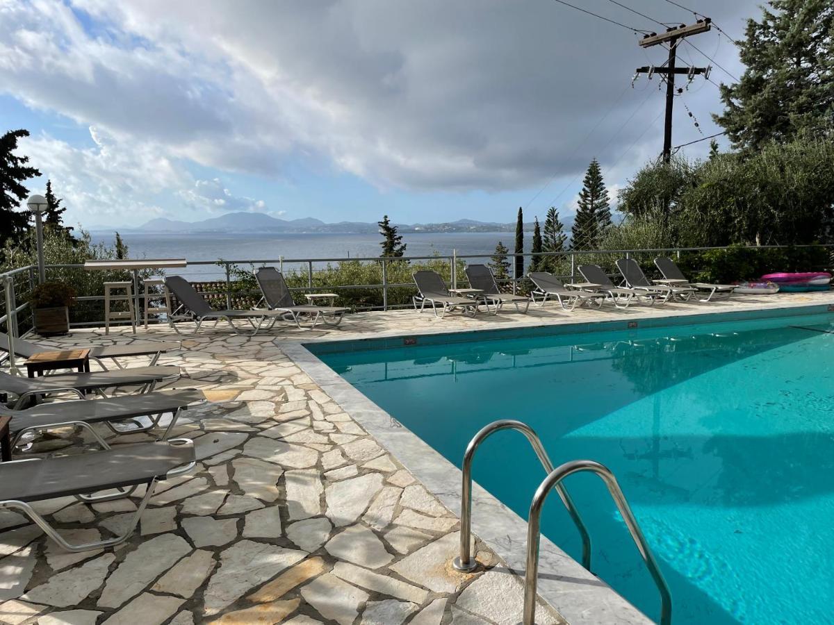 Mediterranean View Hotel Barbati Bagian luar foto
