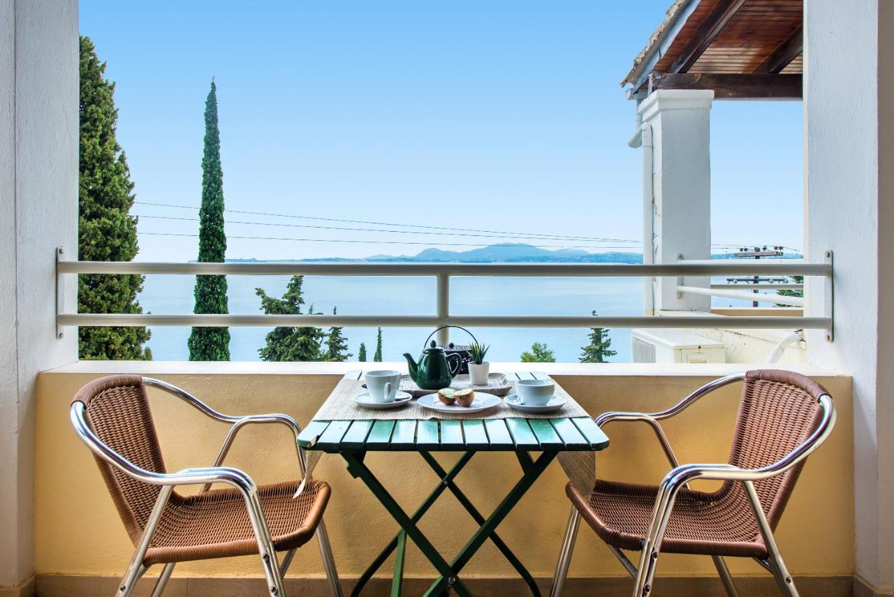 Mediterranean View Hotel Barbati Bagian luar foto