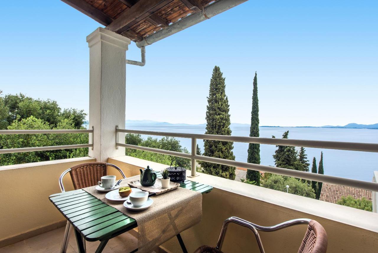 Mediterranean View Hotel Barbati Bagian luar foto