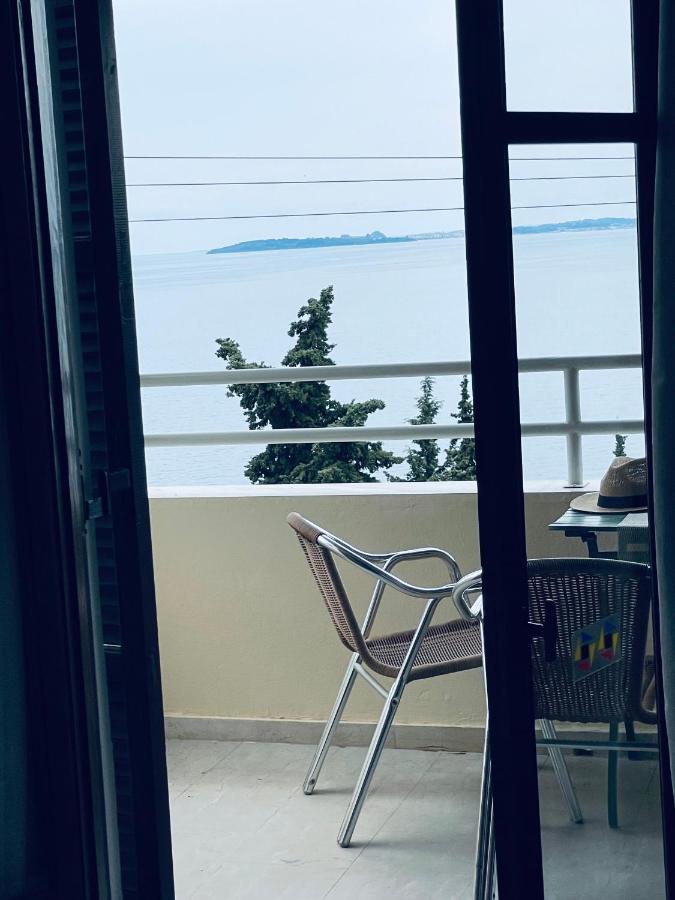 Mediterranean View Hotel Barbati Bagian luar foto
