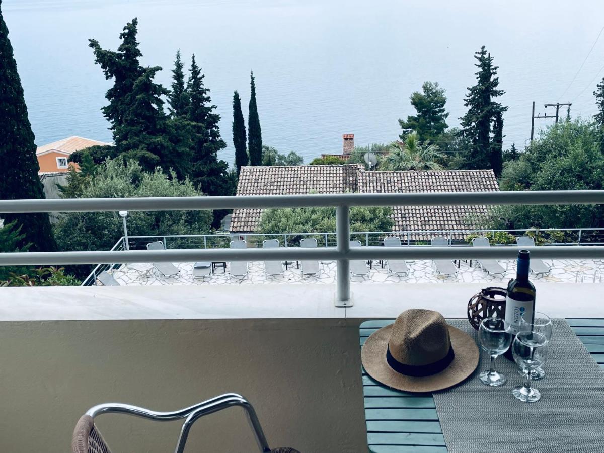 Mediterranean View Hotel Barbati Bagian luar foto