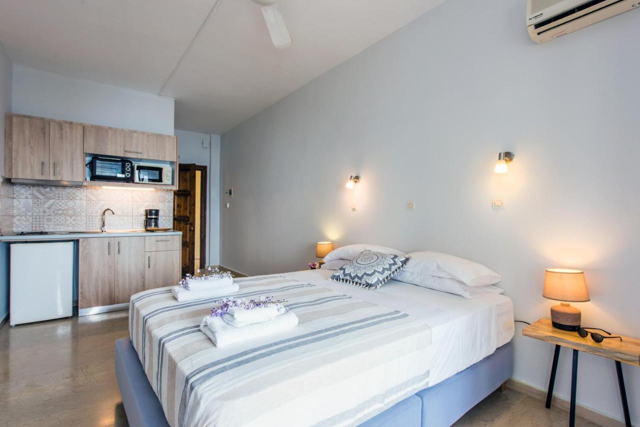 Mediterranean View Hotel Barbati Bagian luar foto